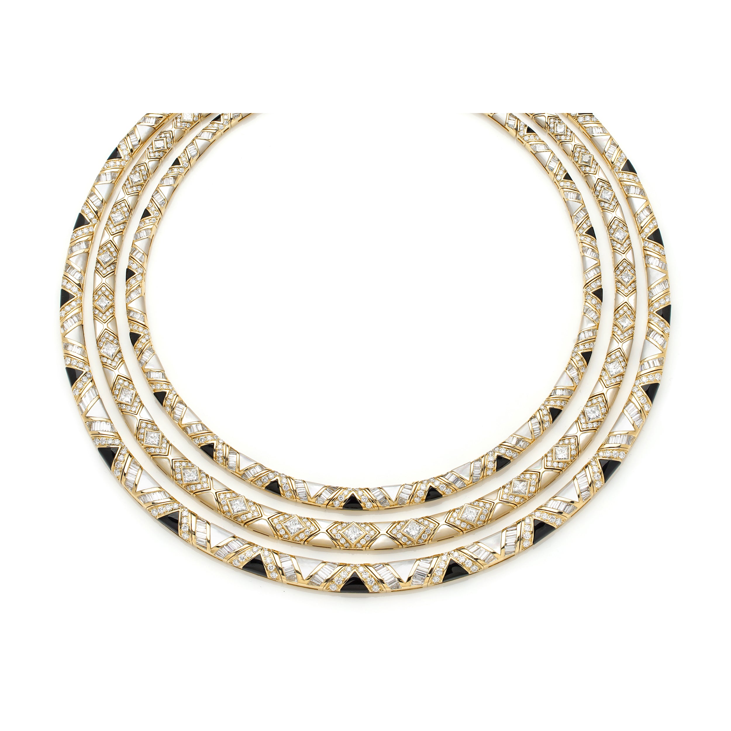 Sadu high jewellery necklace with diamonds, black onyx and mother of pearl