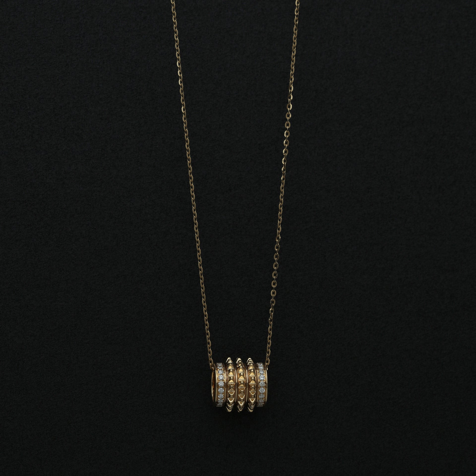 18k Hab El Hayl Evolution Necklace in Yellow Gold with Diamonds