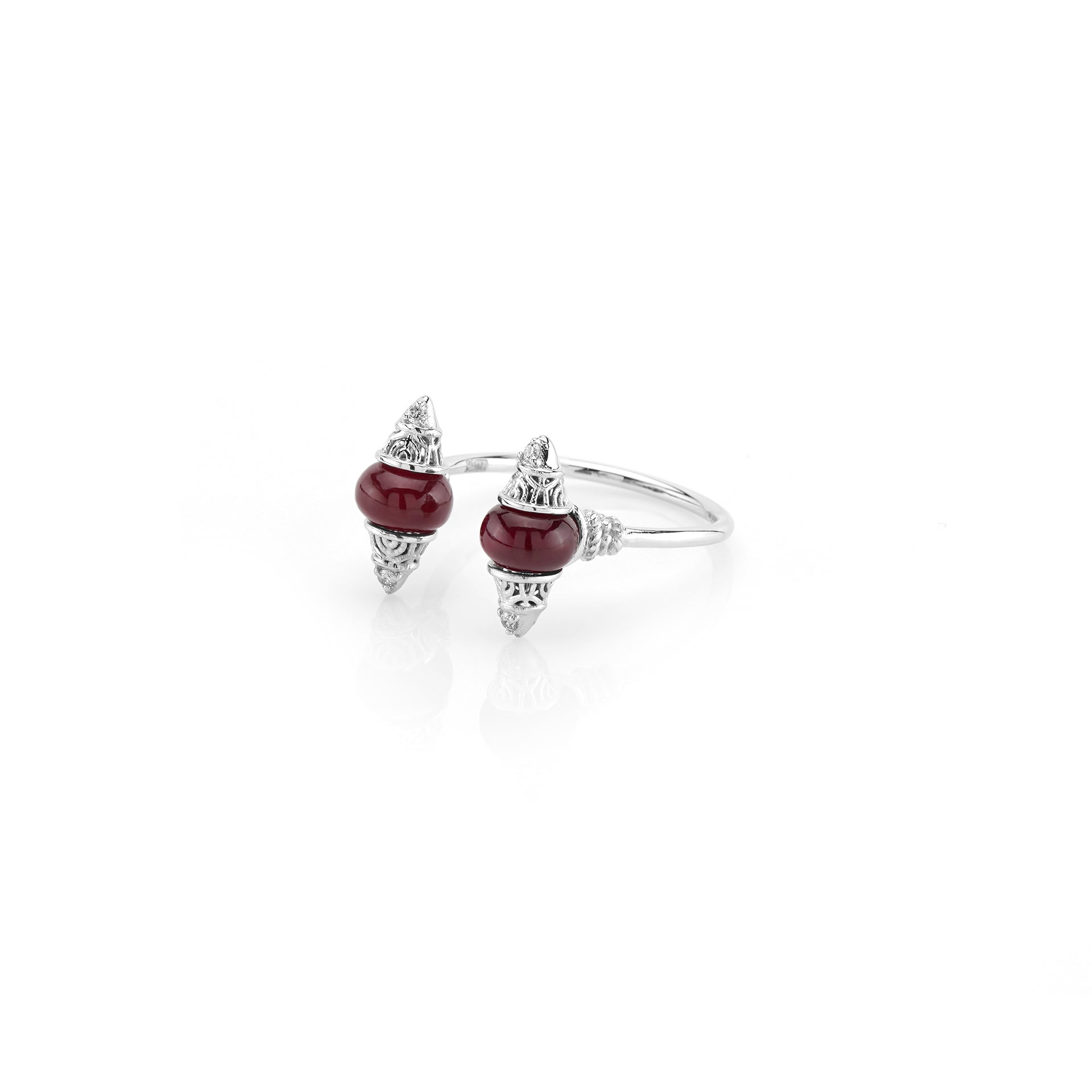 Al Merriyah mood colour ring in 18k white gold with ruby and diamonds