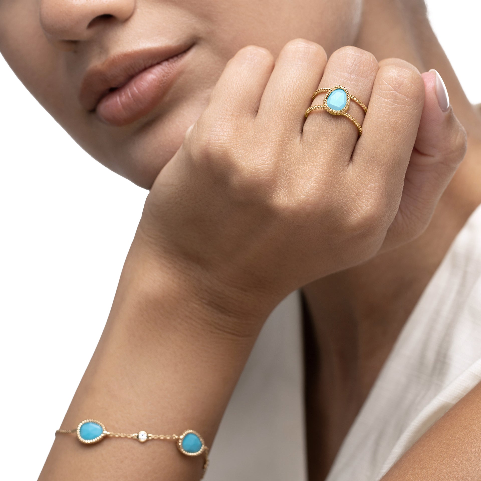 Nina Mariner Ring