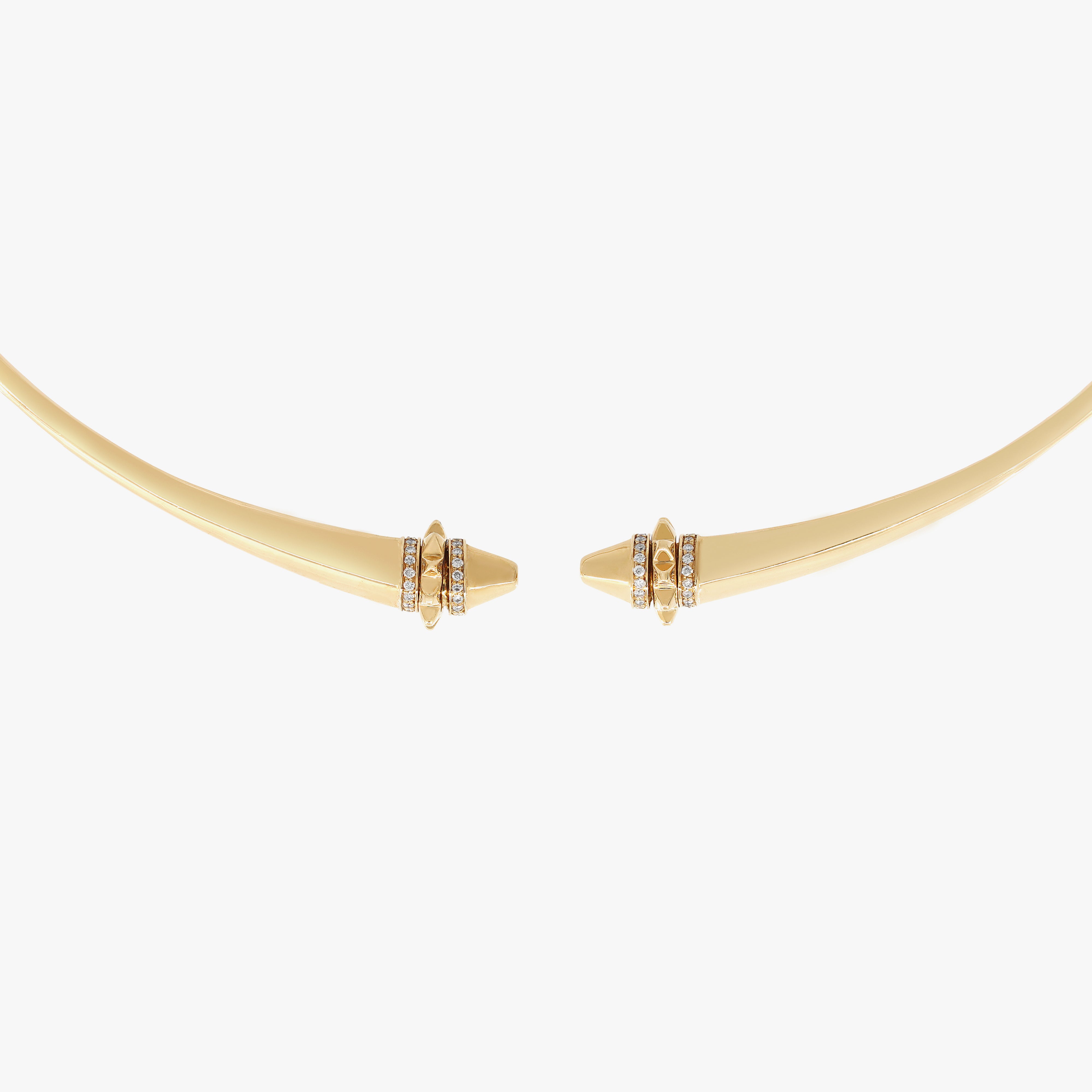 Hab El Hayl gold choker with origins element on a white background
