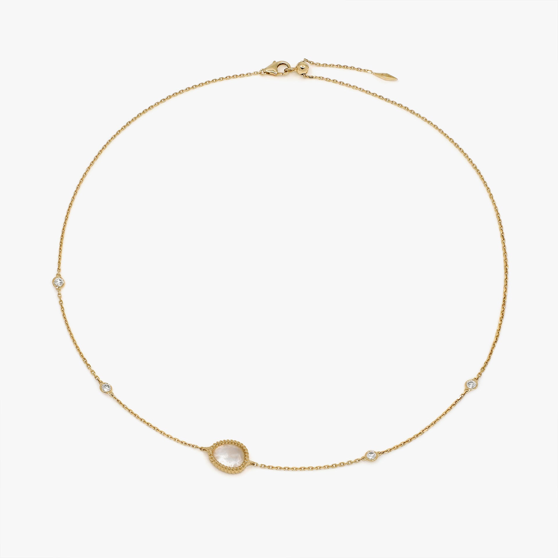 Nina Mariner Choker In 18 Karat Yellow Gold With Natural White Diamonds And Mother Of Pearl Stone