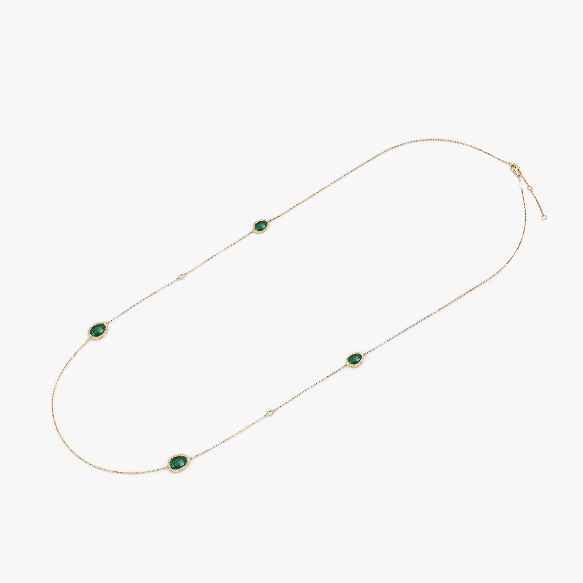 Nina Mariner Long Necklace In 18 Karat Yellow Gold With Natural White Diamonds And Malachite Stones