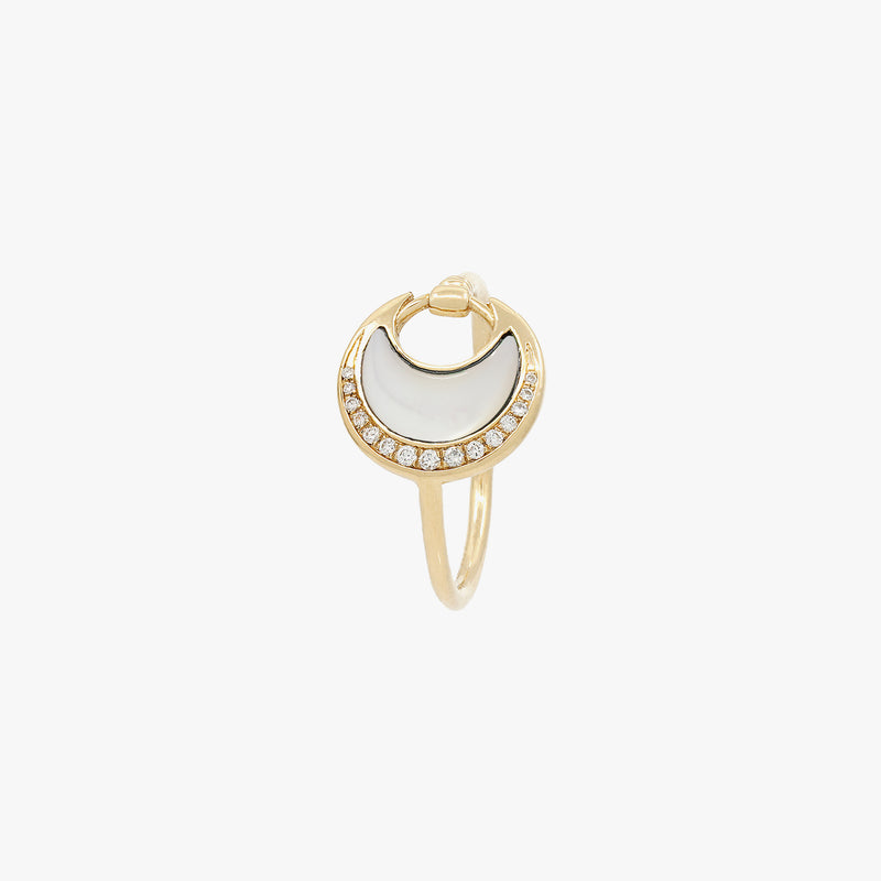 Al Hilal ring in yellow gold with mother of pearl stone and diamonds