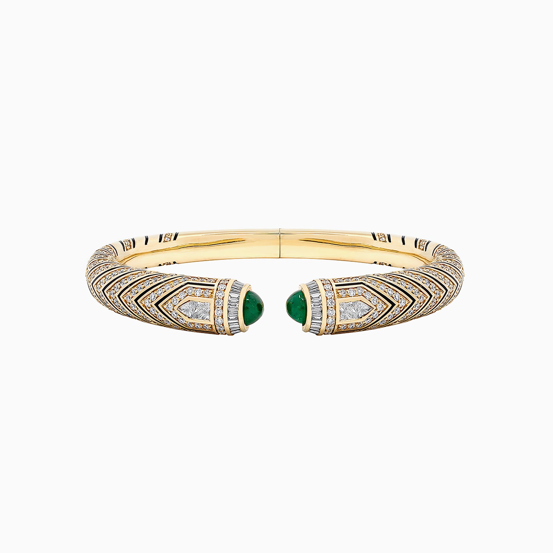 Al Zain Mushaabak 18k yellow gold clasp bangle with green emerald gemstones set with diamonds and natural Bahraini pearls on a white background