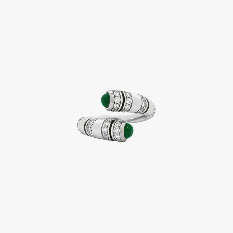 18k Mushabbak ring in white gold with diamonds and emeralds