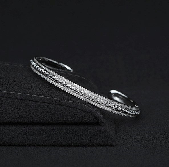 Hab El Hayl Bangle in White Gold with Diamonds