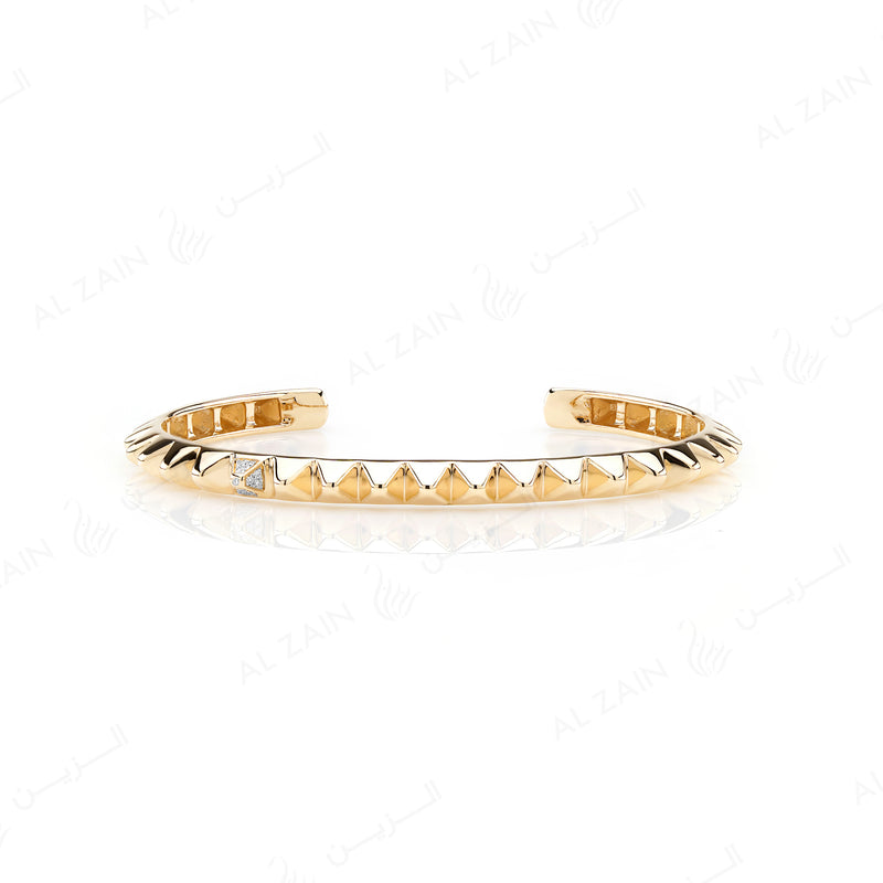 Hab El Hayl 2nd Edition Bangle in Yellow Gold with Diamonds on tip and middle side