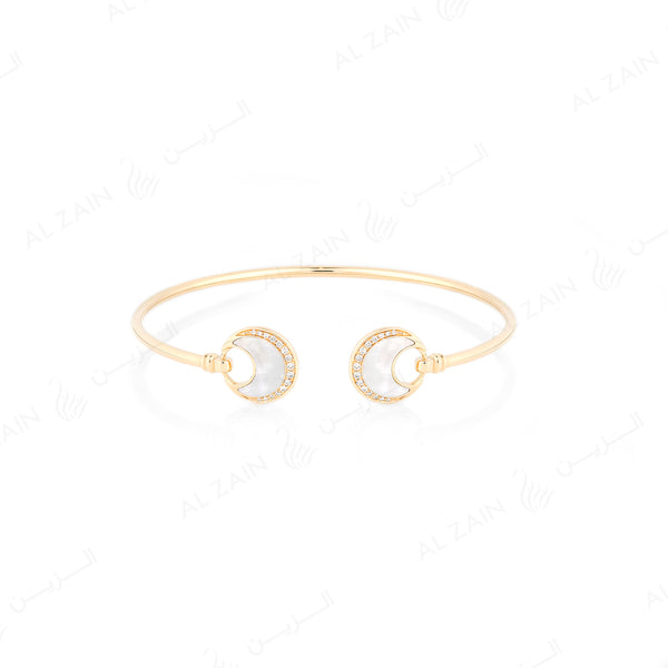 Al Hilal bangle in yellow gold with mother of pearl stone and diamonds