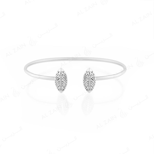 18k Al Merriyah M/5 bangle in white gold with diamonds