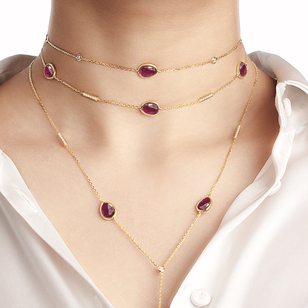 Precious Nina Choker in 18k yellow gold with Ruby stones and diamonds