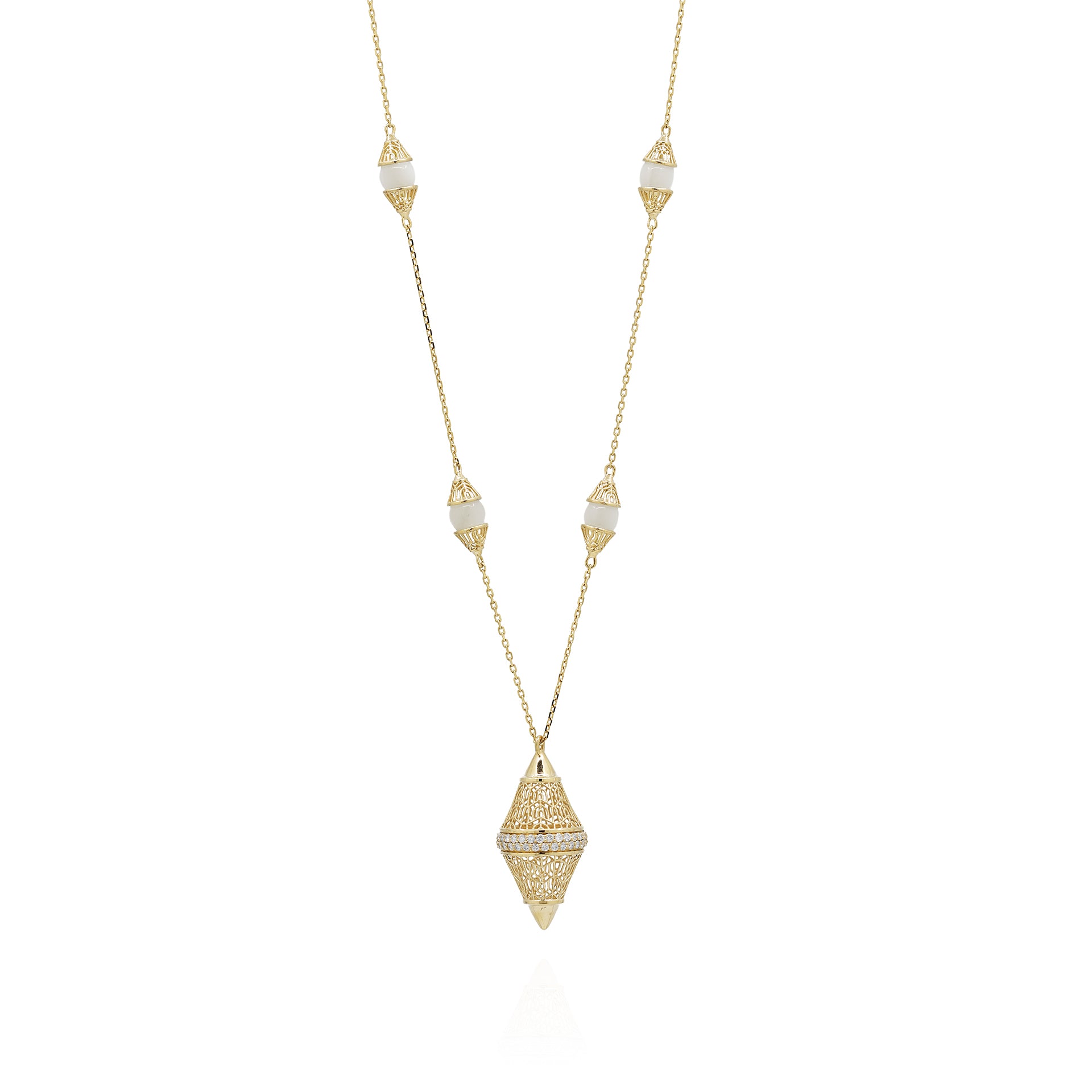 18k Yellow Gold Large Pendant Necklace with Mother of Pearl and Diamonds