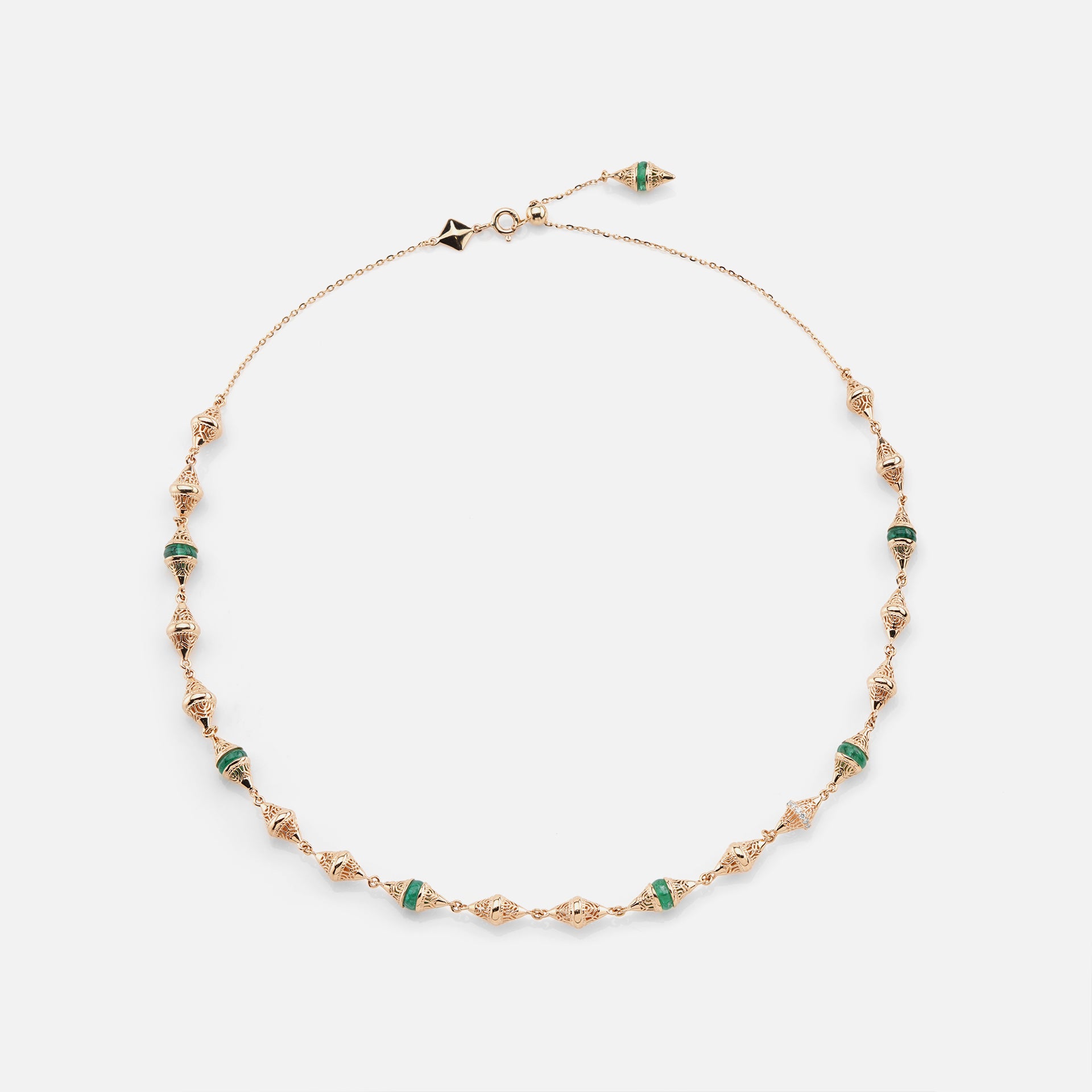 Al Merriyah mood colour choker in 18k yellow gold with emerald and diamonds - Al Zain Jewellery