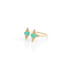 Al Merriyah mood colour ring in 18k yellow gold with emerald and diamonds