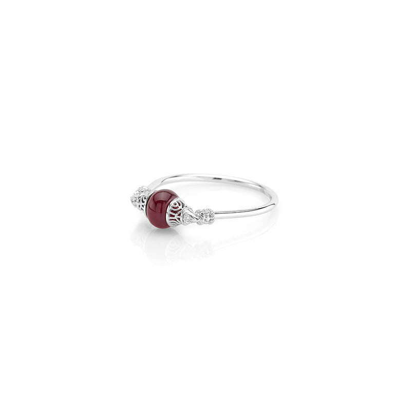 Al Merriyah mood colour ring in 18k white gold with ruby and diamonds
