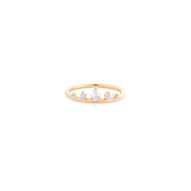 Mystique ring collection with diamonds in yellow gold