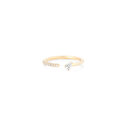 Mystique ring collection with diamonds in yellow gold