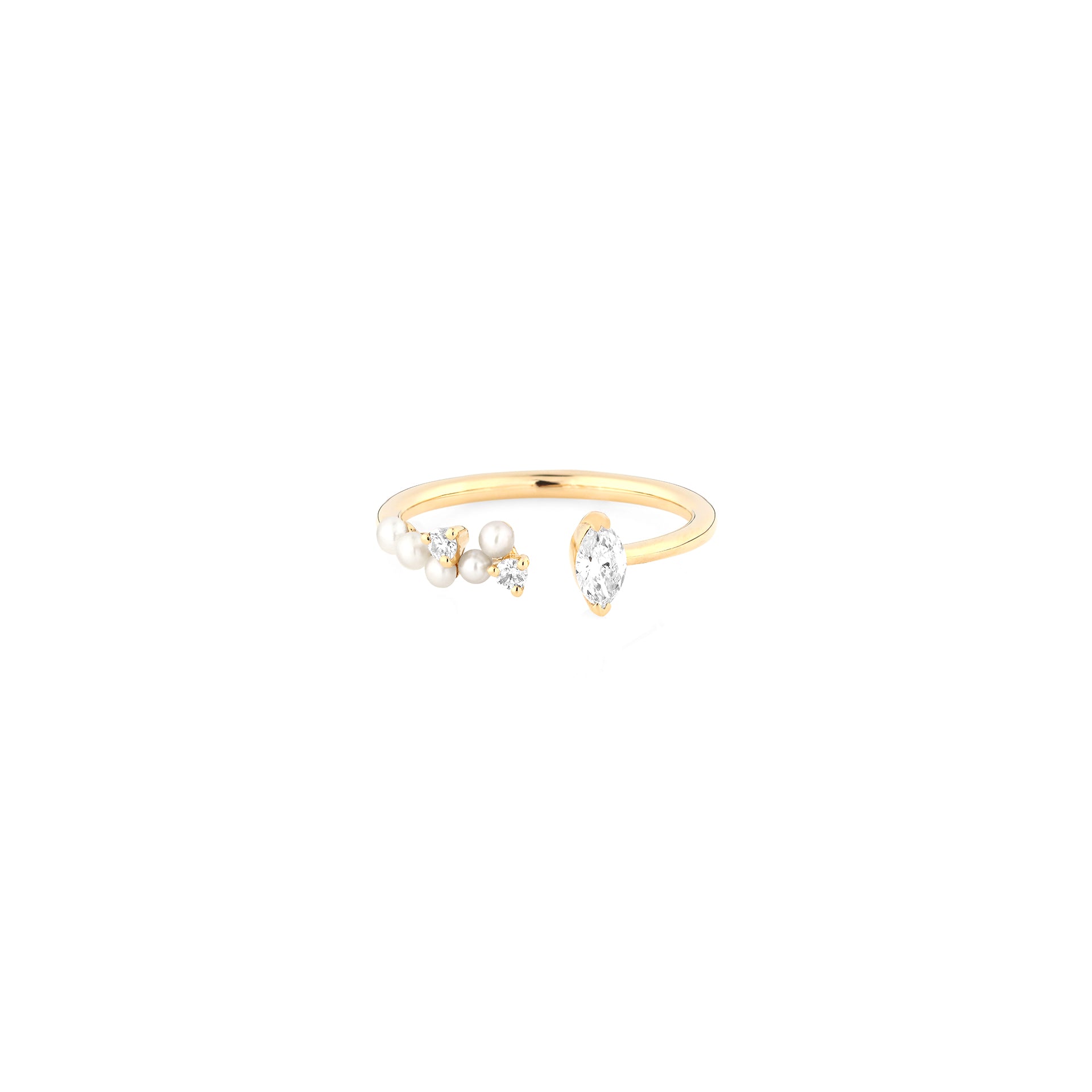 Mystique ring collection with natural pearls and diamonds in yellow gold