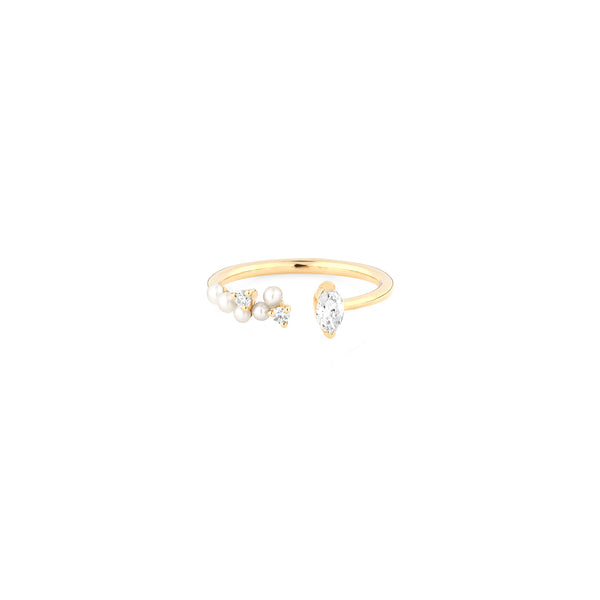Mystique ring collection with natural pearls and diamonds in yellow gold