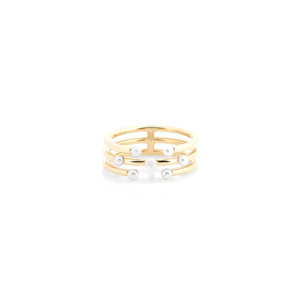 Mystique ring collection with natural pearls in yellow gold