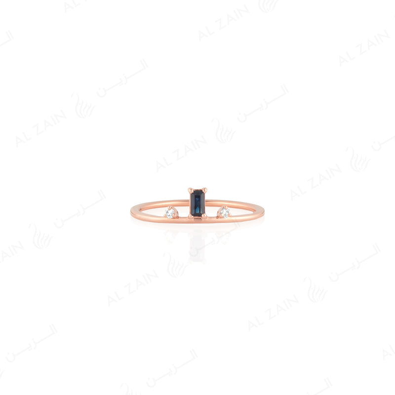 Mystique ring in rose gold with diamonds and sapphire stone