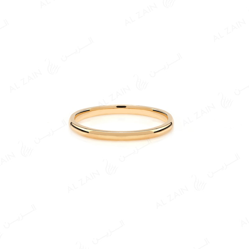 Wedding band in yellow gold