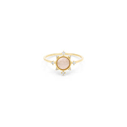 Melati Rise ring in Yellow Gold with Rose Quartz and diamonds